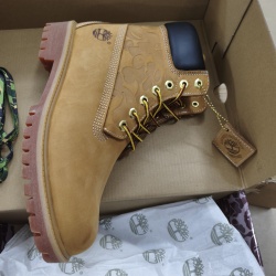 Timberland 6" Boot Bape x Undefeated review Tyrell walker 01