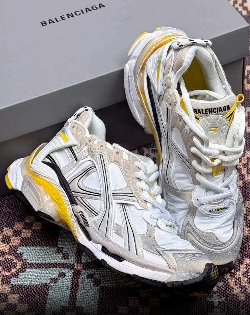 PK God Batch Balenciaga Runner Sneaker 'White Yellow' 772767 W3RNY 9170 review Terrance Parker