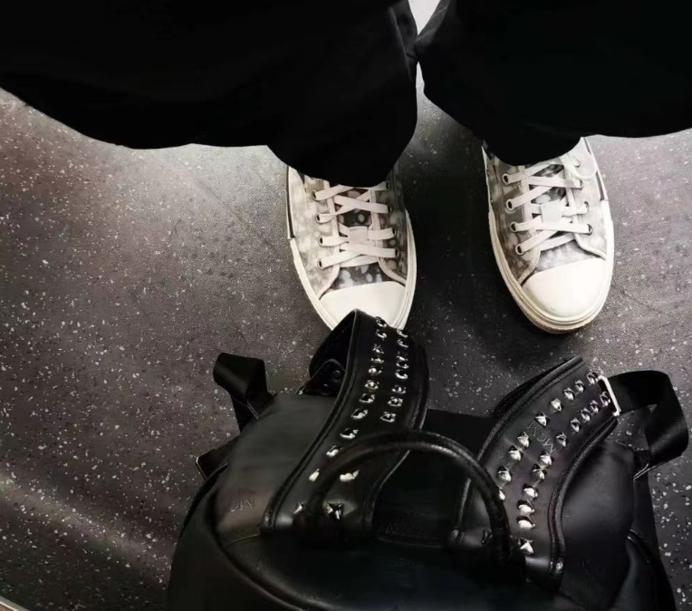 PK God Batch Dior B23 HT Oblique Transparency Low H565 White Black review kadyn smith