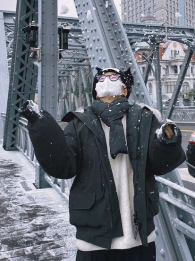   Canada Goose   Short black down jacket review Tajay Palmer