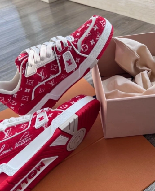 PK God Batch Louis Vuitton Louis Vuitton Trainer Red review 