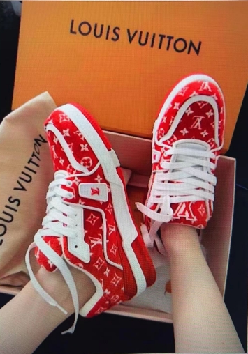 PK God Batch Louis Vuitton Louis Vuitton Trainer Red review Julian Thompson