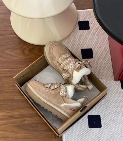 UGG Chestnut Colored Bread Shoes review