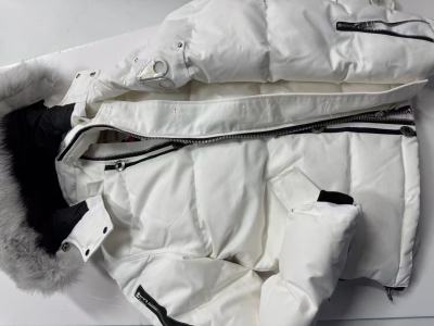  Moose knuckles  Zippered women's down jacket white review Joseph Carter 02
