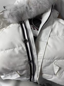 Moose Knuckles White Jacket White Wool Collar review Laurin Vincent 03