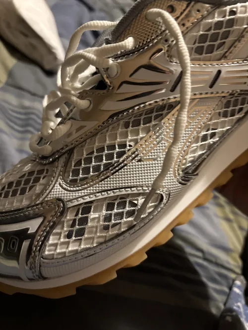 PK God Batch Bottega Veneta Orbit Sneaker Silver review 