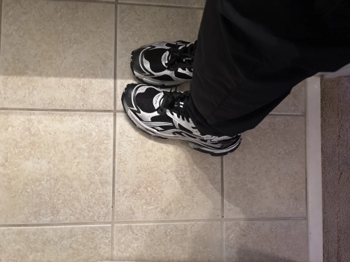 PK God Batch Balenciaga Runner Sneaker 'White Black' 772774 W3RMU 9010 review 