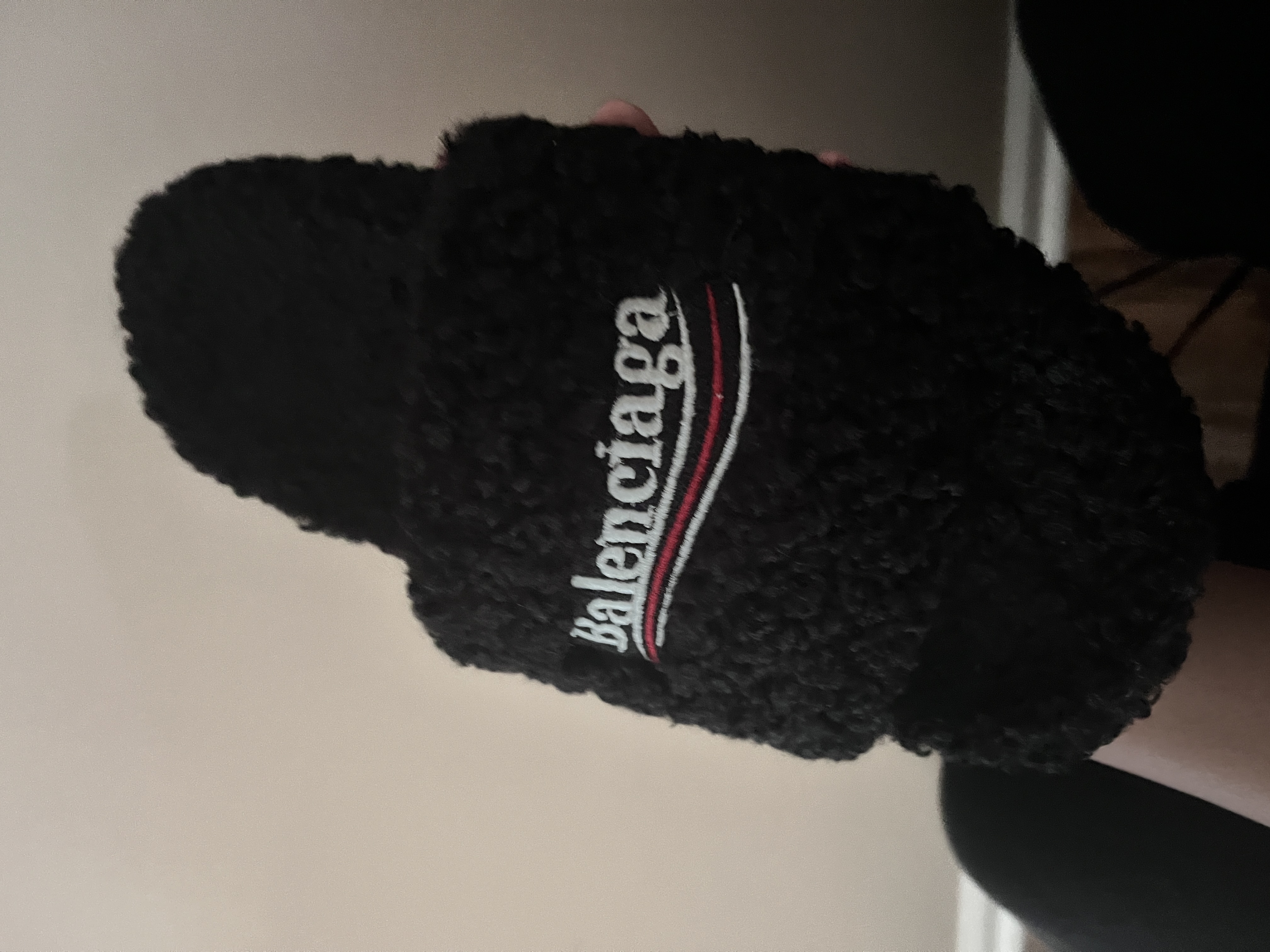 Balenciaga Furry Slides Black Label review 3spanck 00