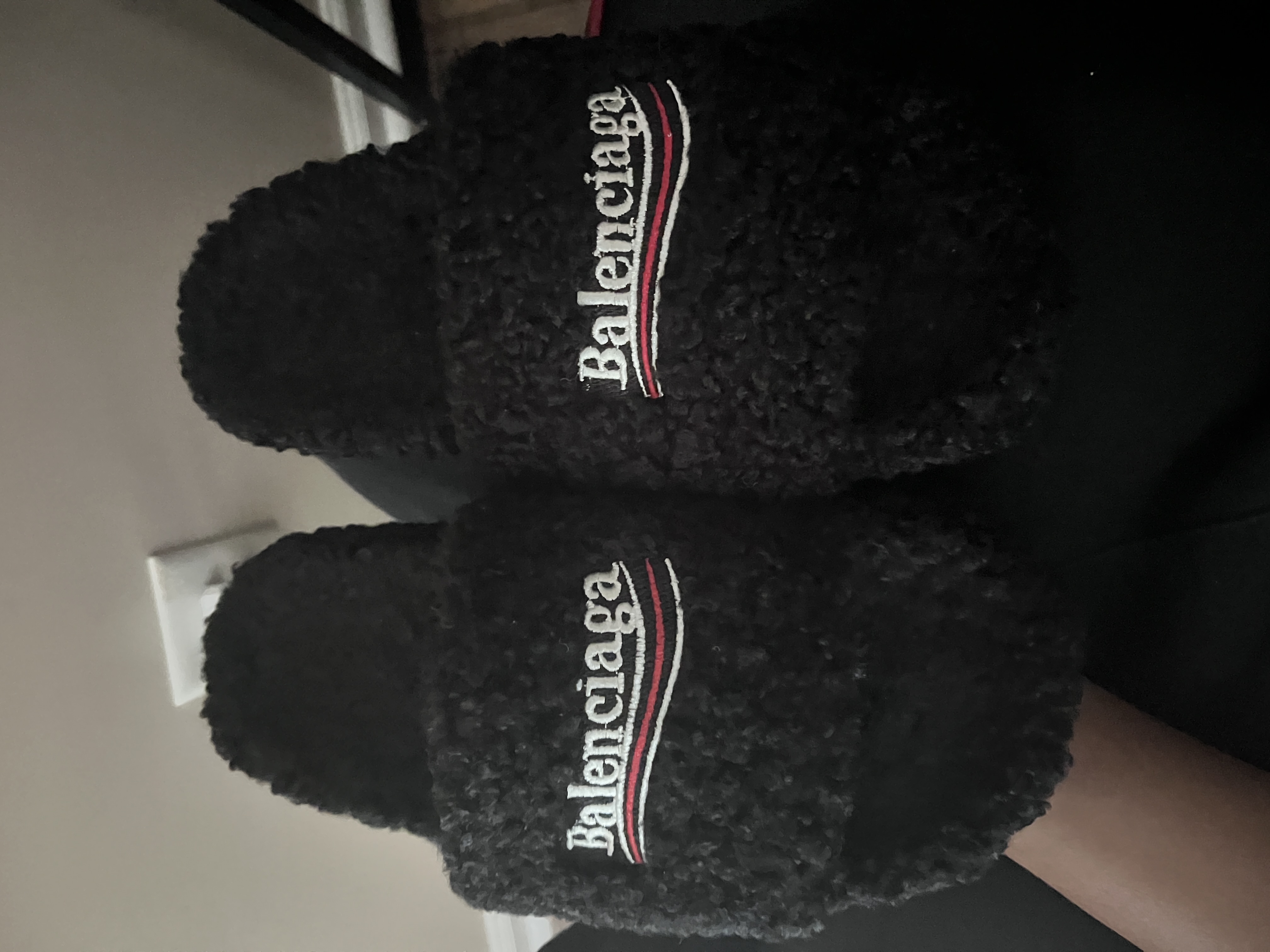 Balenciaga Furry Slides Black Label review 3spanck 01