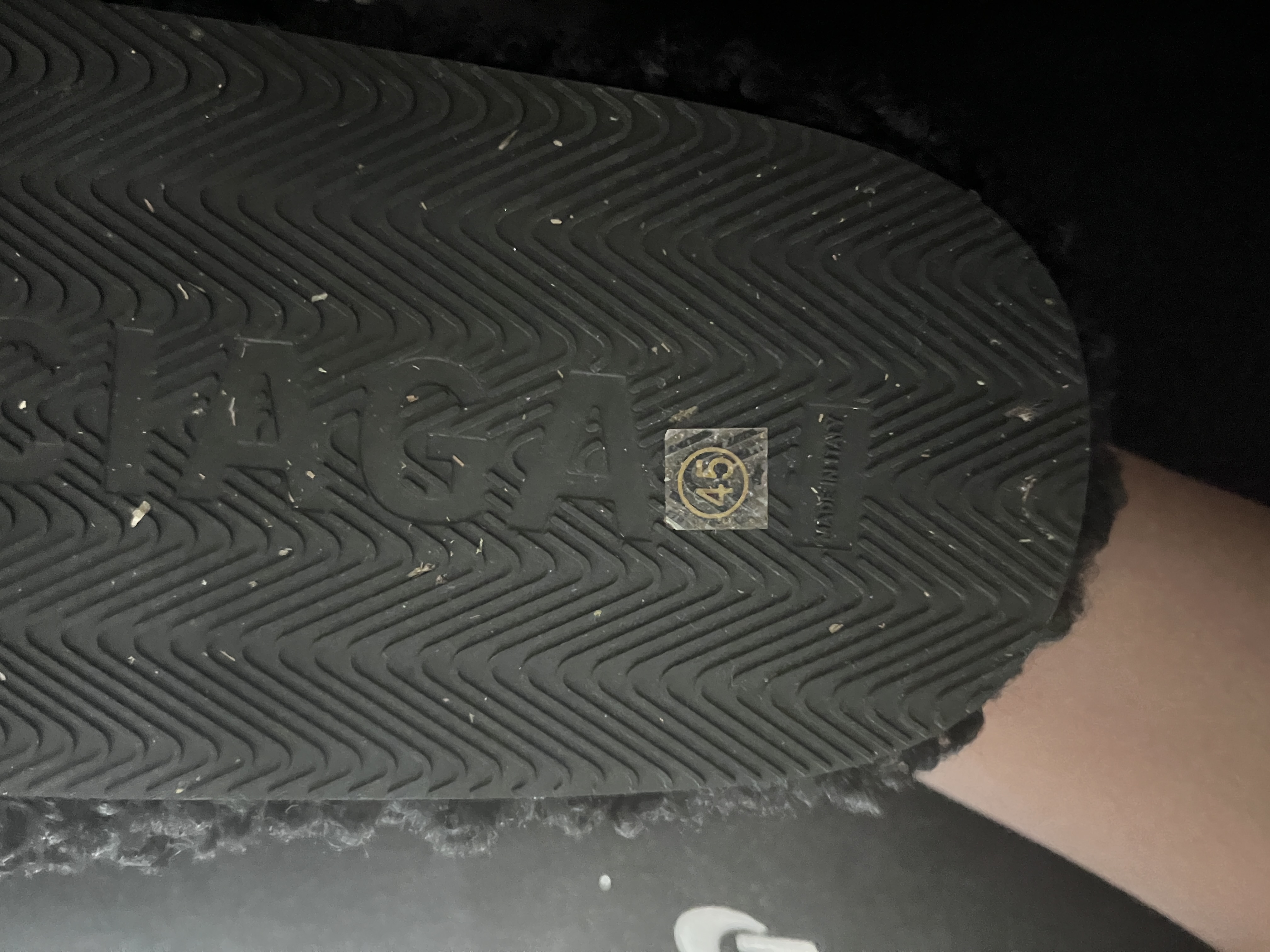 Balenciaga Furry Slides Black Label review 3spanck 03