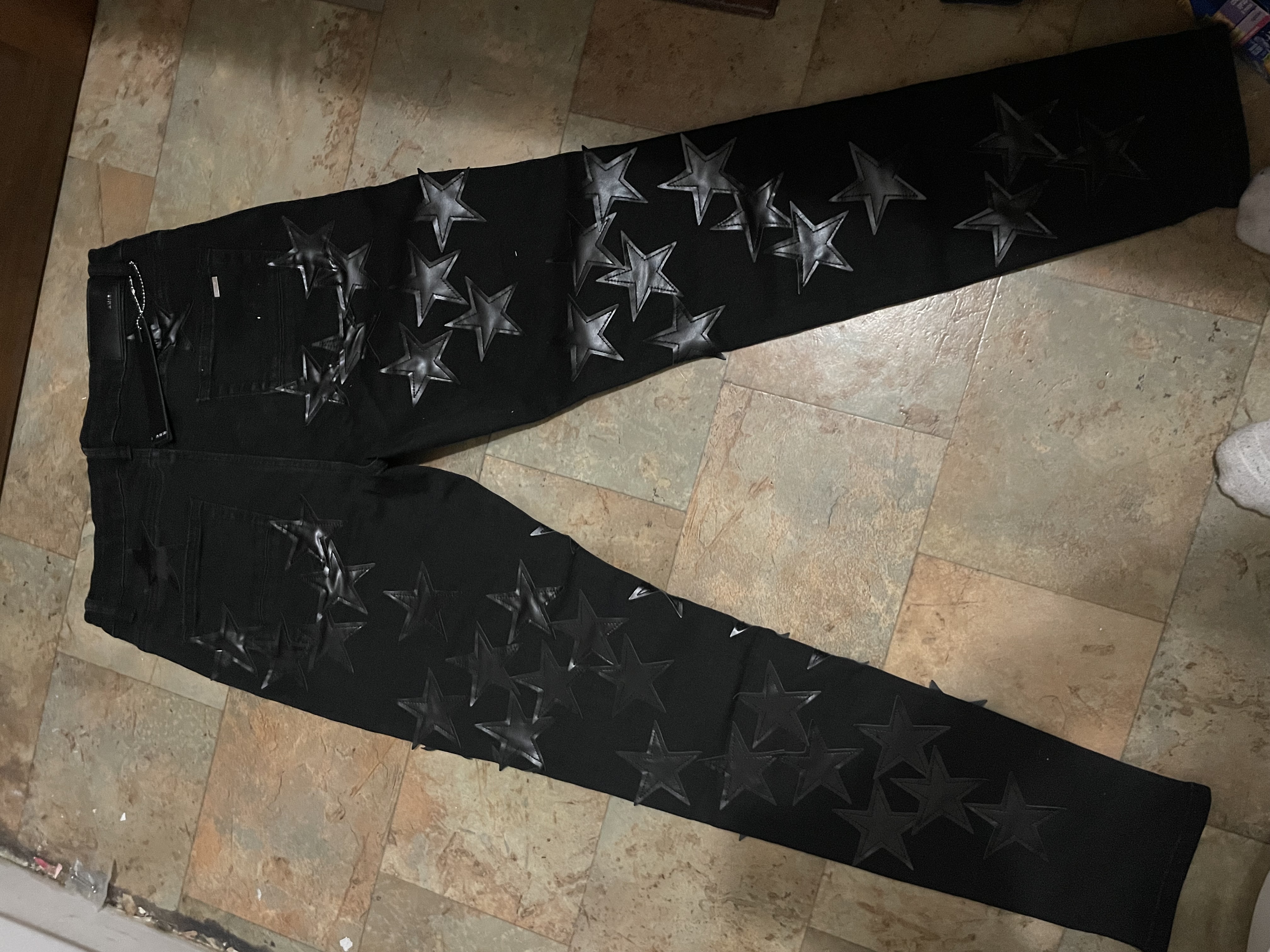 AMIRI Chemist Leather Star Aged Jeans Black review Ju 02