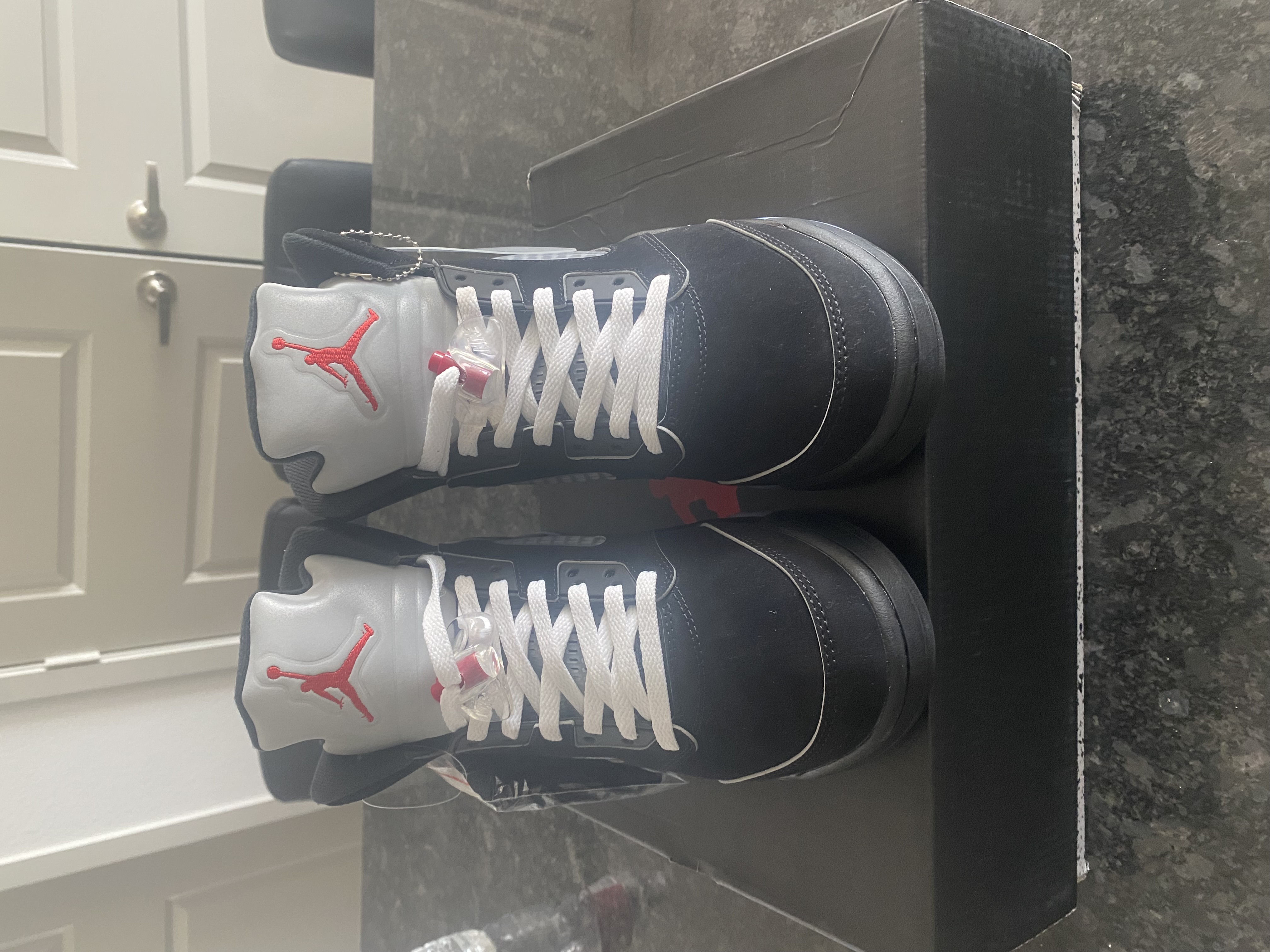 PK God Batch Air Jordan 5 Retro OG Black Metallic Reimagined HF3975-001 review Lay 01