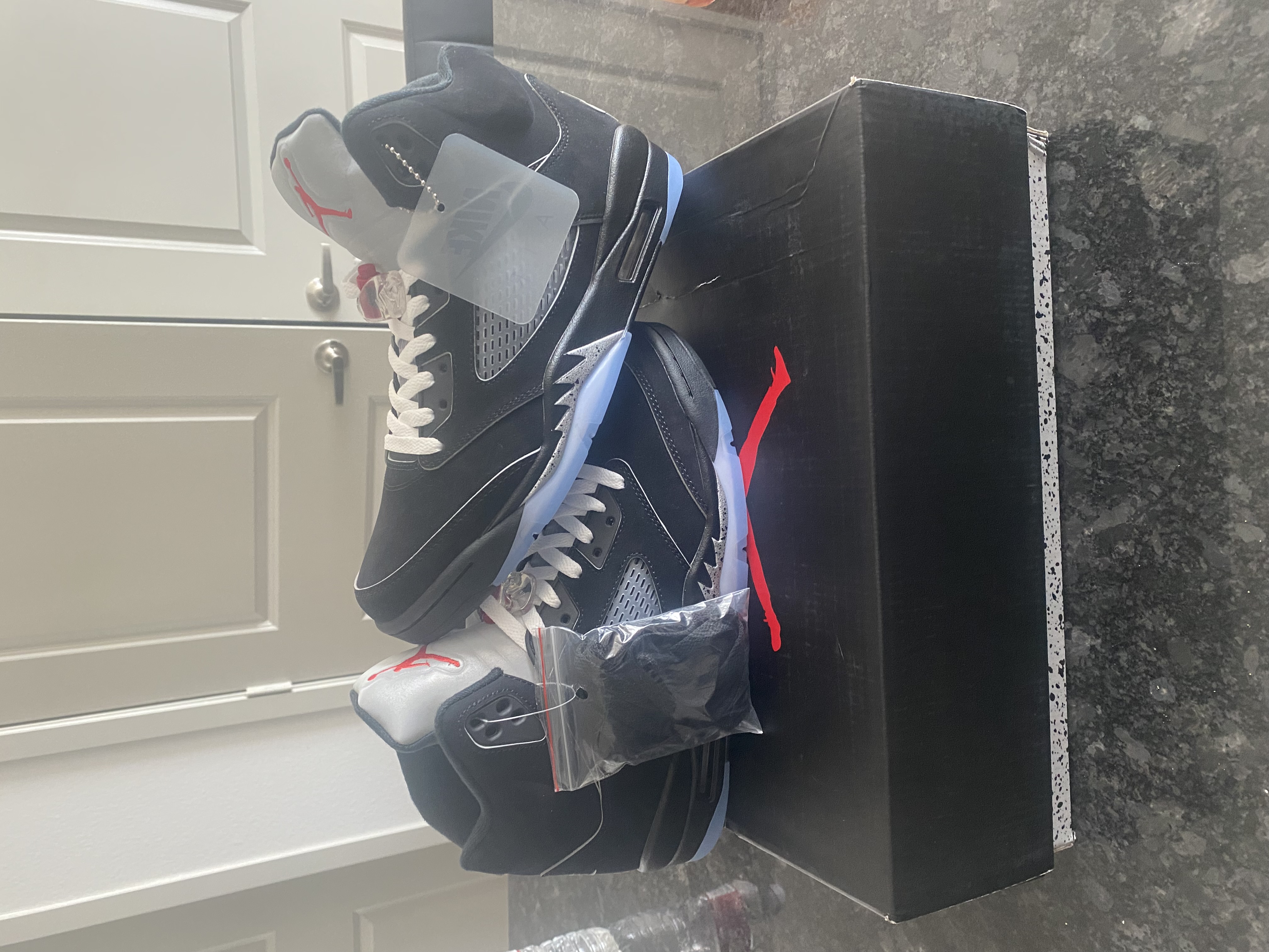 PK God Batch Air Jordan 5 Retro OG Black Metallic Reimagined HF3975-001 review Lay 03