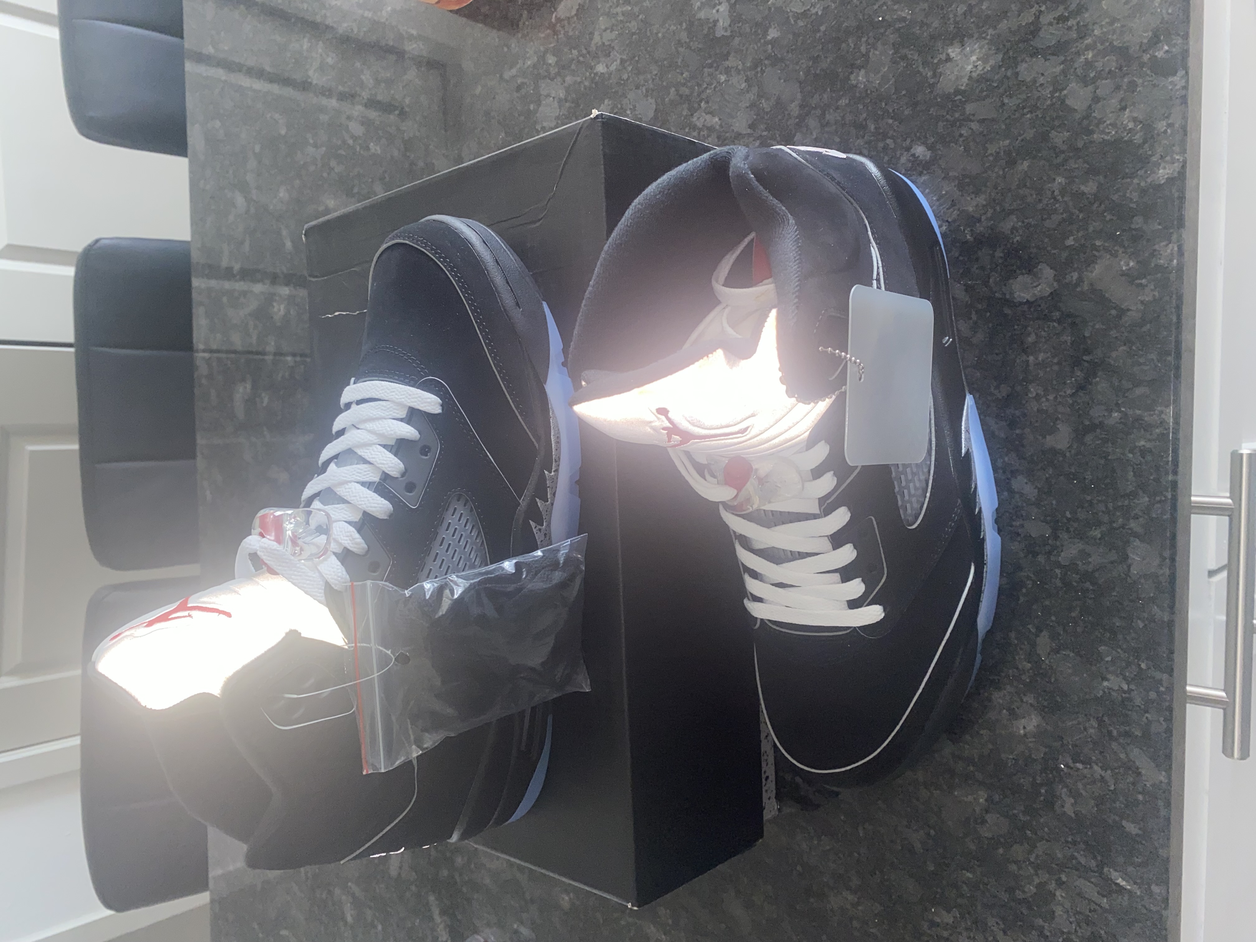 PK God Batch Air Jordan 5 Retro OG Black Metallic Reimagined HF3975-001 review Lay 04