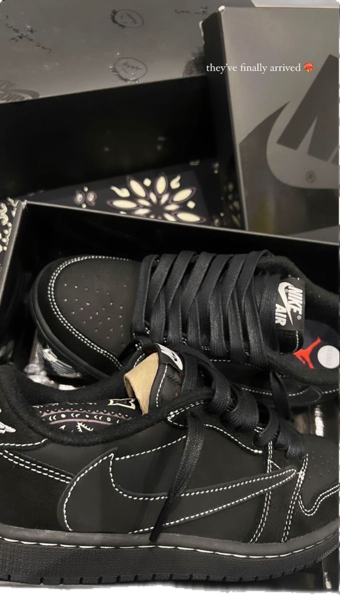 【Flash Sale】Air Jordan 1 Retro Low OG SP Travis Scott Black Phantom DM7866-001 review Jay 00