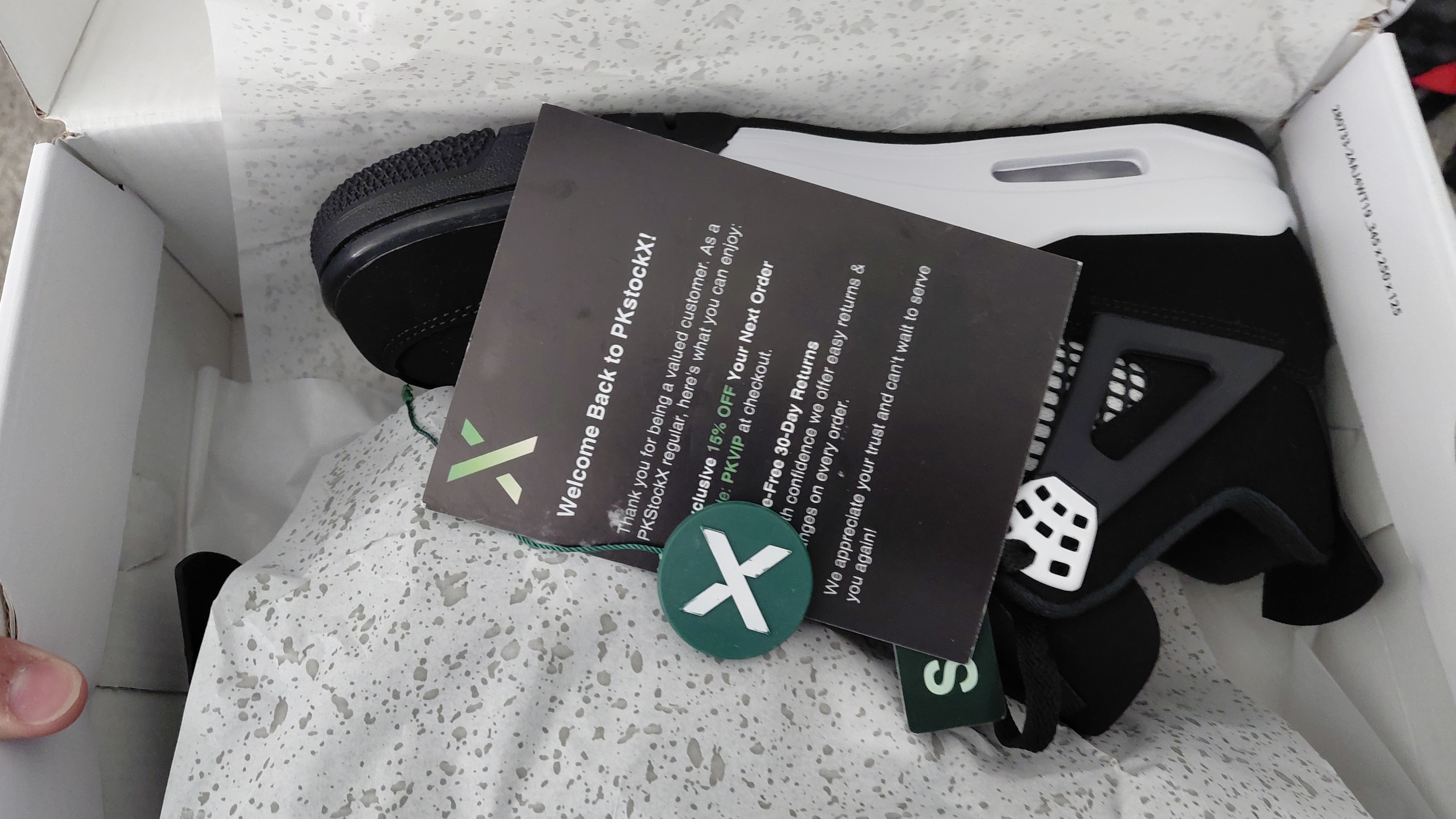 Special offer Batch Air Jordan 4 White Thunder FQ8138-001 review Elias 00