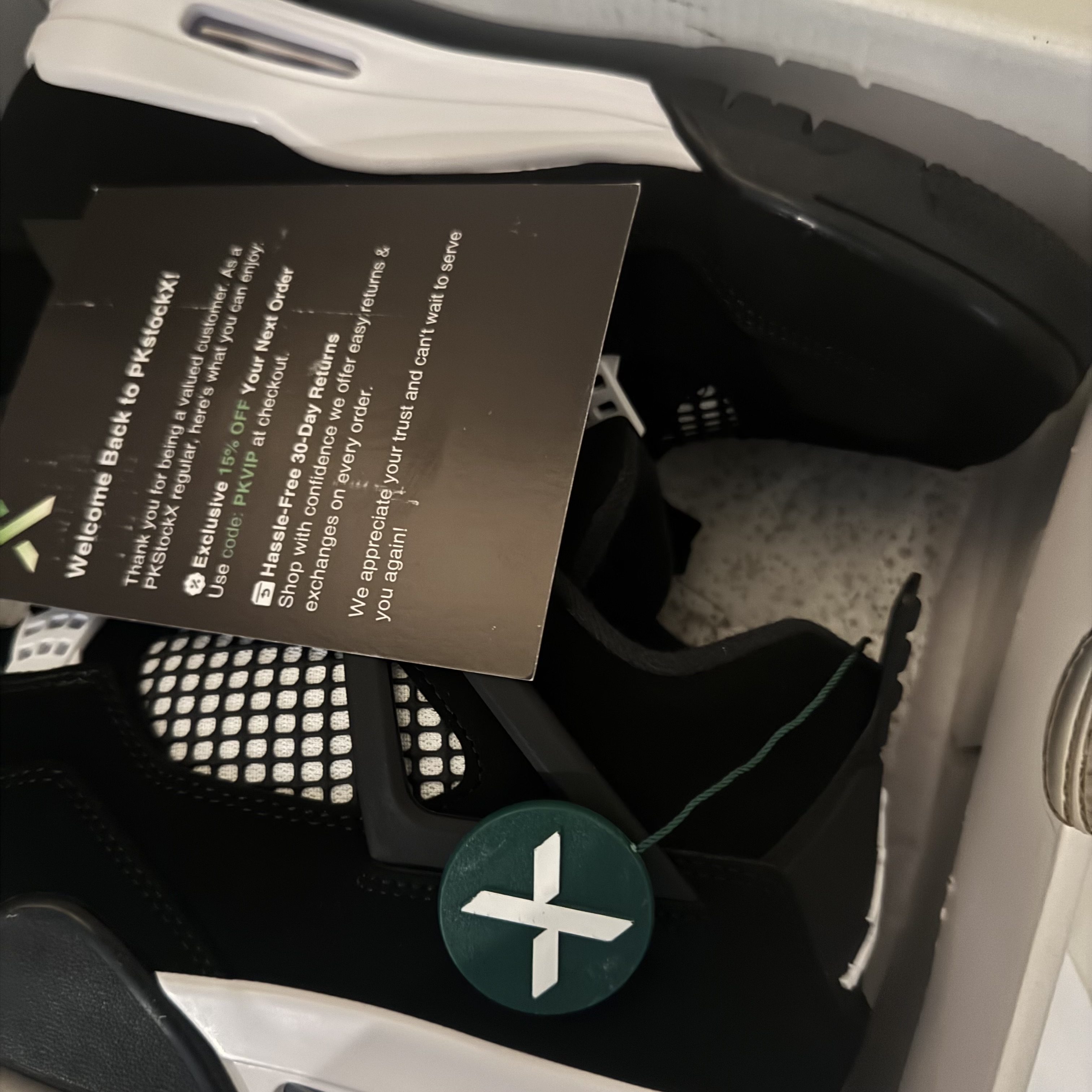 Special offer Batch Air Jordan 4 White Thunder FQ8138-001 review Ekavir Singh 02