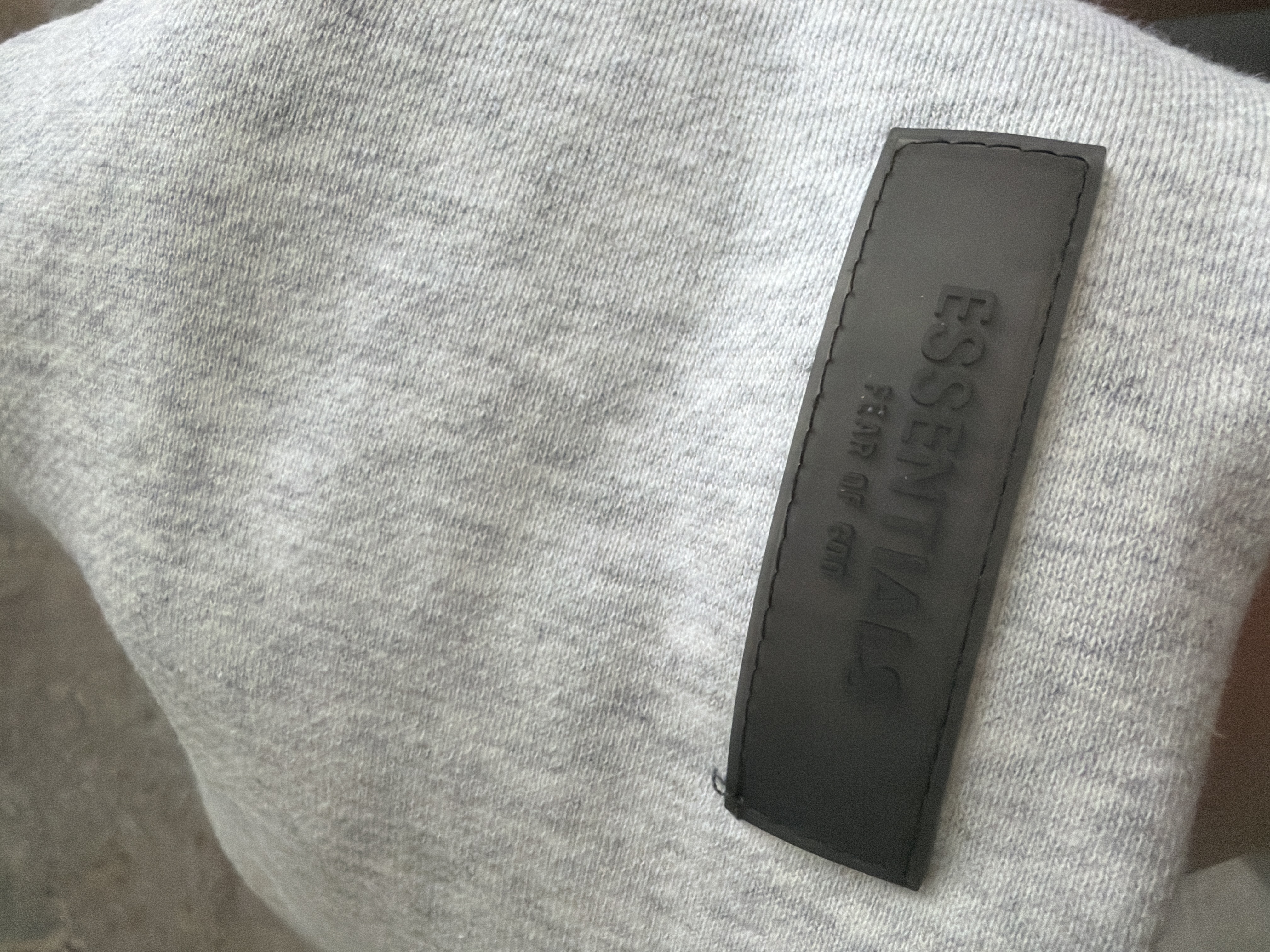 Fear of God Essentials Pullover Hoodie Light Heather Oatmeal review Kellum 05