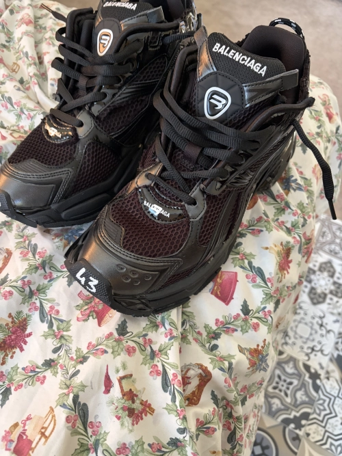 PK God Batch Balenciaga Runner Black reviewed by