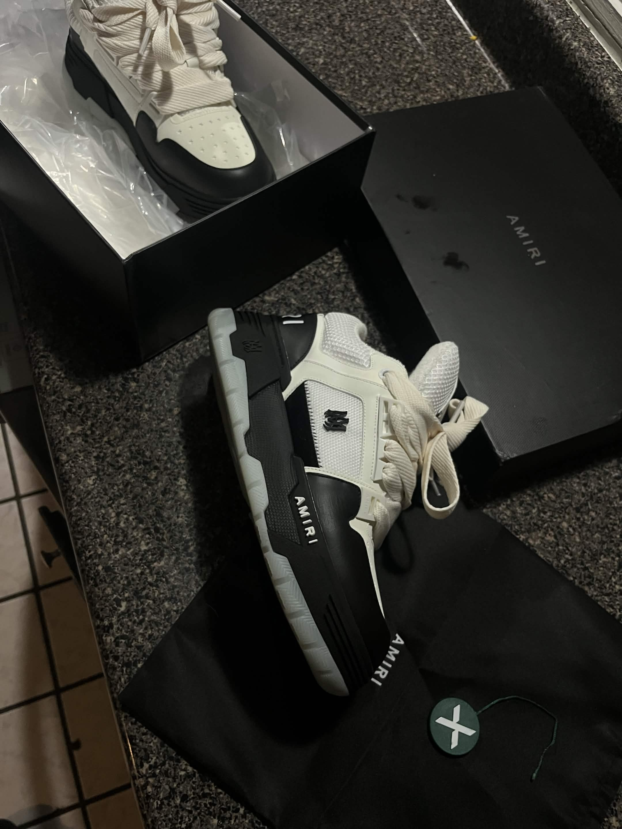 AMIRI MA -1 Sneaker White Black AMFOSR1084-001 review ramelle sharp 01
