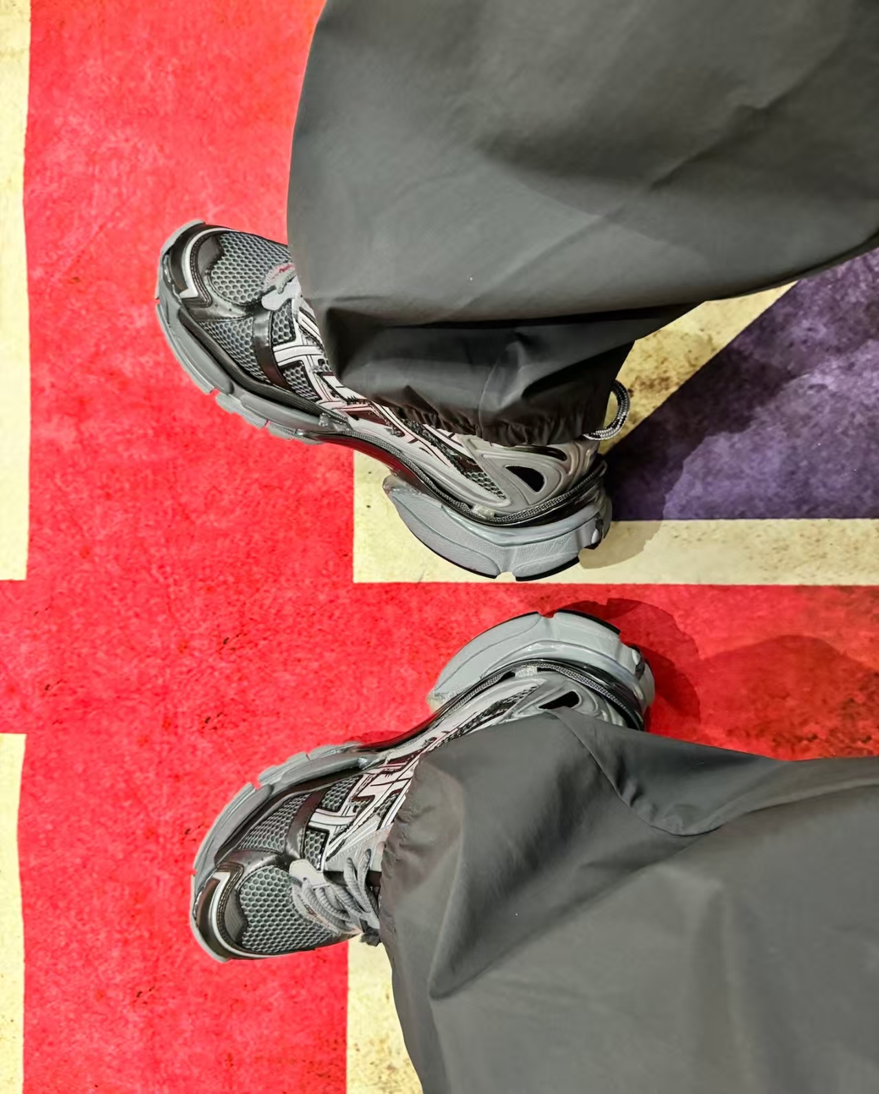 PK God Batch Balenciaga Runner All Black Gray 677402 W3RB2 1515 review 0