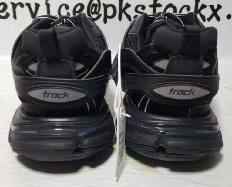 Balenciaga Track Black 555032 W1GB7 1000 (NO LED) review John Johnson 02