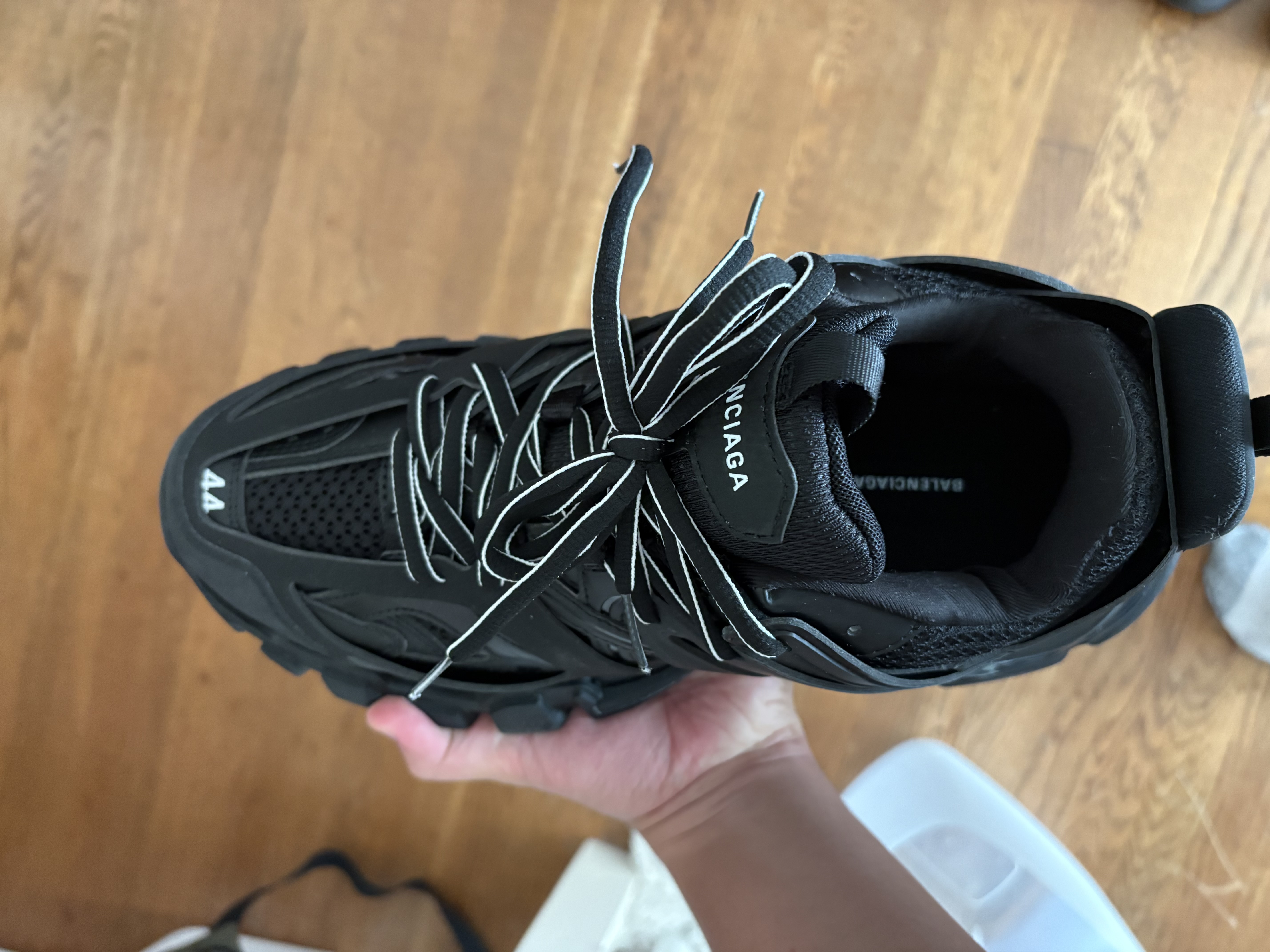 Balenciaga Track Black 555032 W1GB7 1000 (NO LED) review John Terrence 00