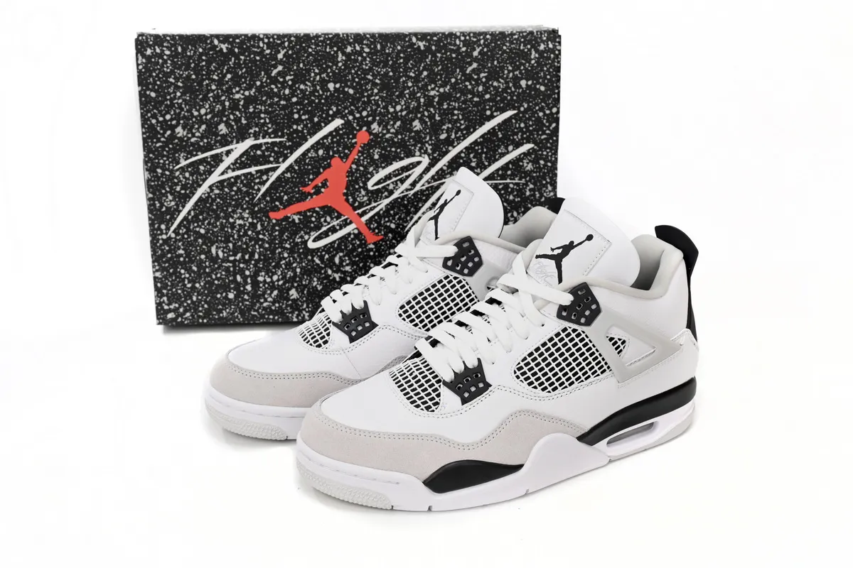 Air Jordan 4 Military Black Unboxing From PkStockX
