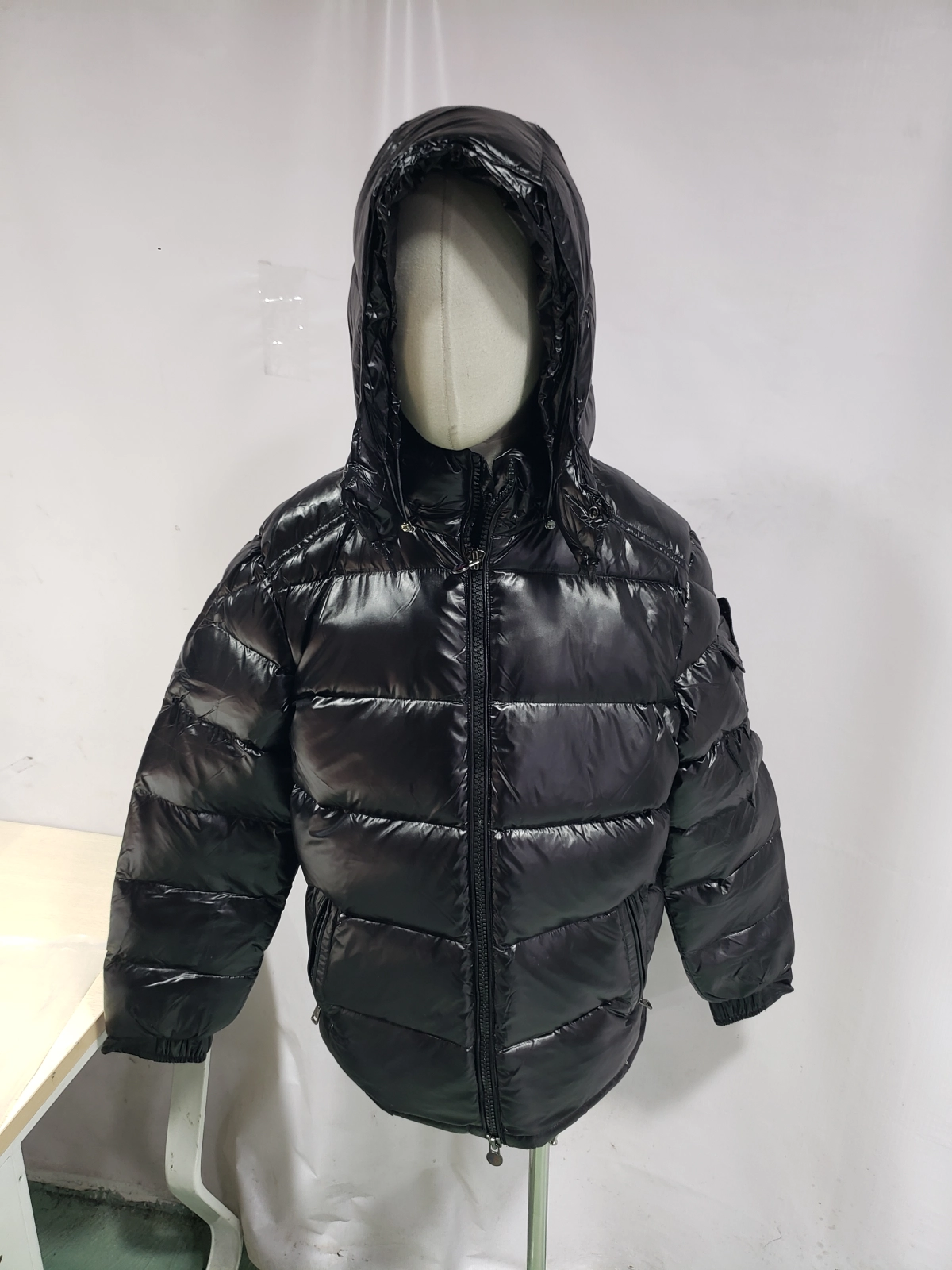 Moncler   Down Jacket Black (NFC)