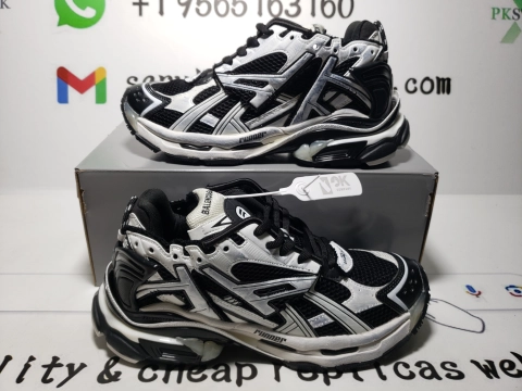 PK God Batch Balenciaga Runner Black White