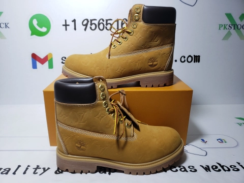 LOUIS VUITTON x Timberland Ankle Boot Brown