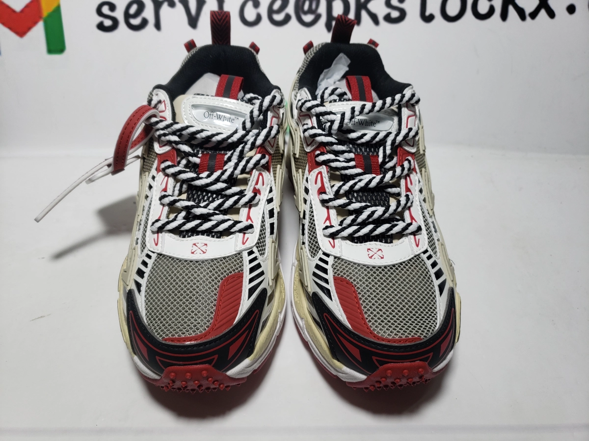 OFF-WHITE Out Of Khaki Red