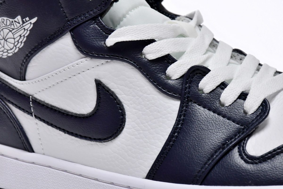 White Metallic Gold Obsidian