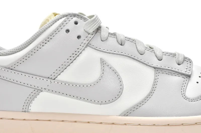 Reps Sneakers Nike Dunk Low Light Bone DD1503-107