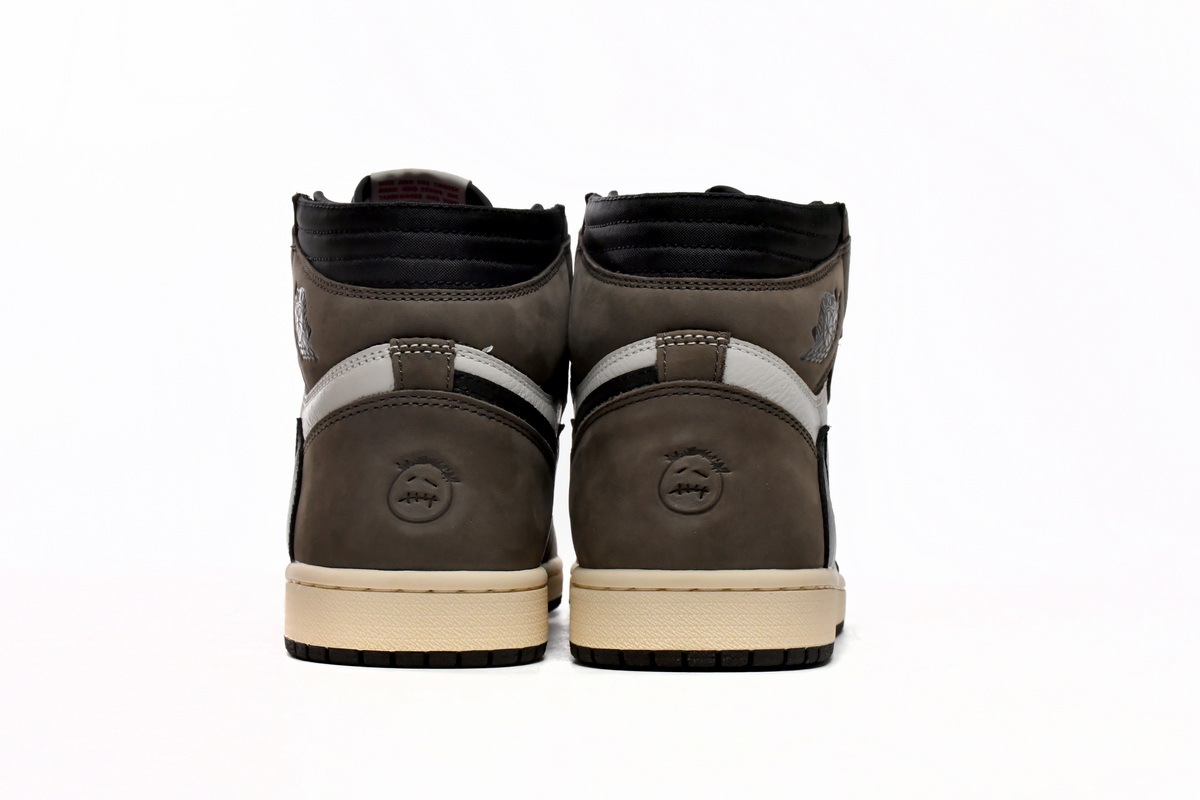 Travis Scott 1 High Fake
