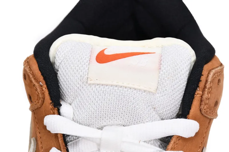 sb dunk dark russet