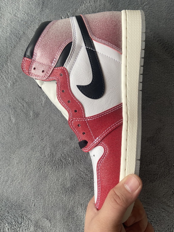 Air Jordan 1 Retro High Trophy Room Chicago Reps Sneaker DA2728-100