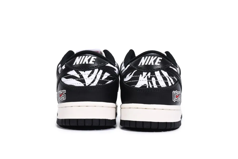 zebra dunk low