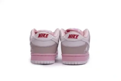 Nike SB Dunk Low PRO OG QS "Pink Pigeon" Reps Sneakers BV1310-012 02