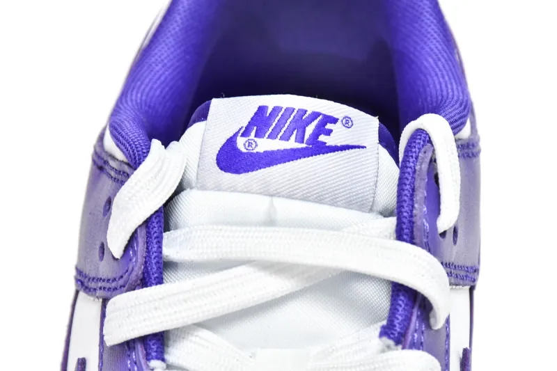 Dunk Low Champion