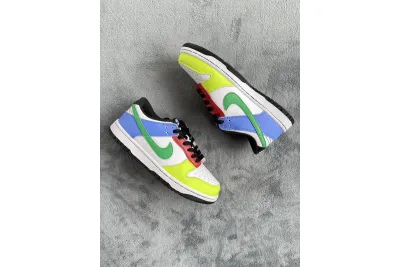 Nike Dunk Low Green Strike Reps Sneaker DD1503-106 01