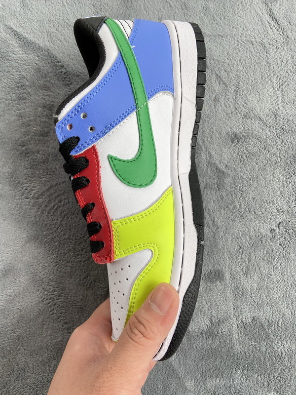 Nike Dunk Low Green Strike Reps Sneaker DD1503-106