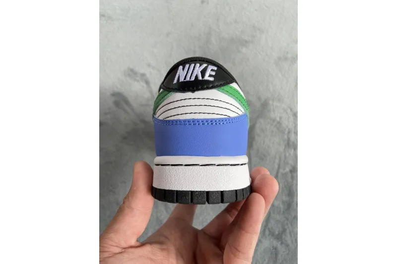 Nike Dunk Low Green Strike Reps Sneaker DD1503-106