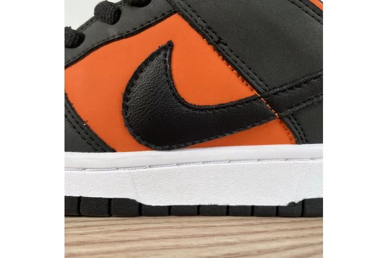 Reps Sneakers Nike SB Dunk Low Retro “Orange Flash” 304292-801