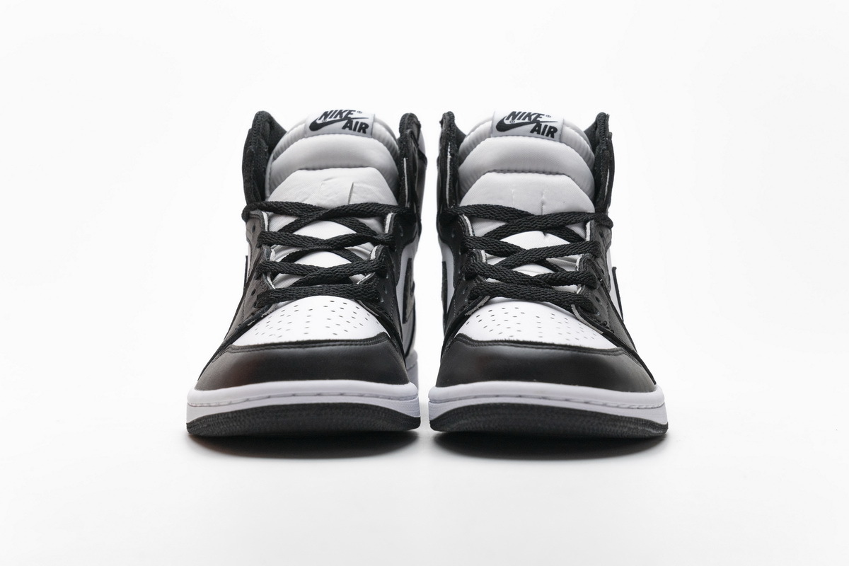 black and white 1s