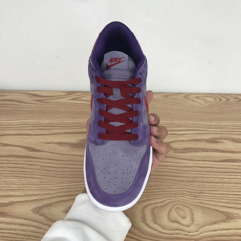 nike sb dunk plum