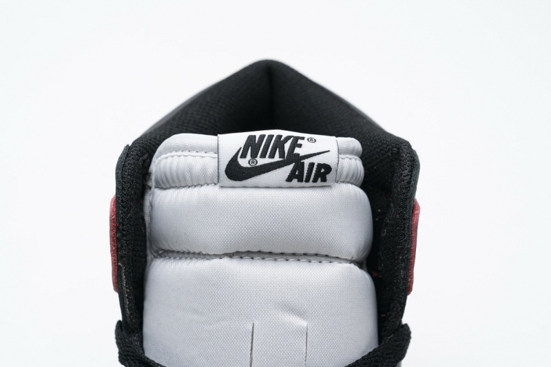black toe 1s
