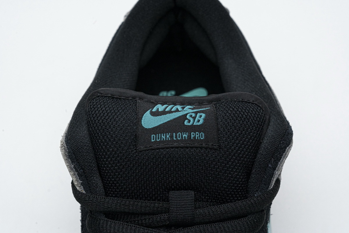 SB Dunk Elephant