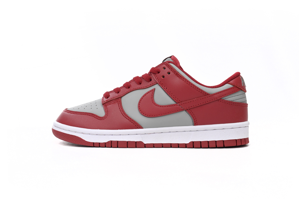Nike Dunks Varsity Red