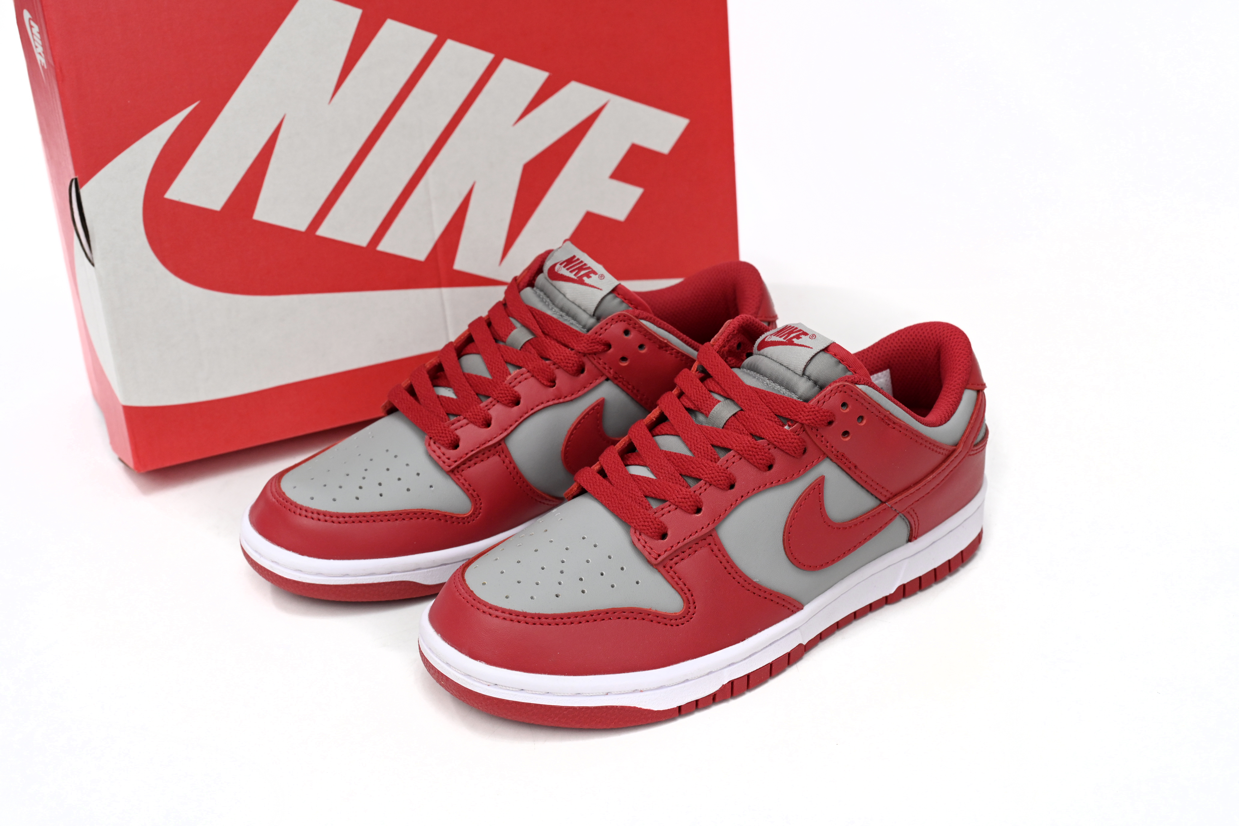 Dunk Red And Grey